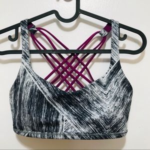 Lululemon Free to be bra Wild Size 6